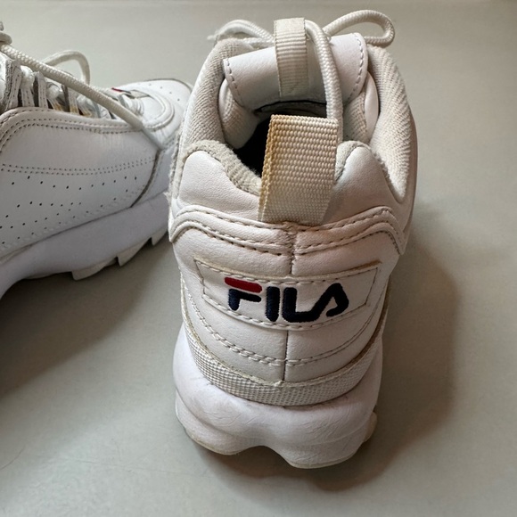 White Fila Chunky Sneakers | Size 7 | Vintage Style | Great Condition - Picture 10 of 17
